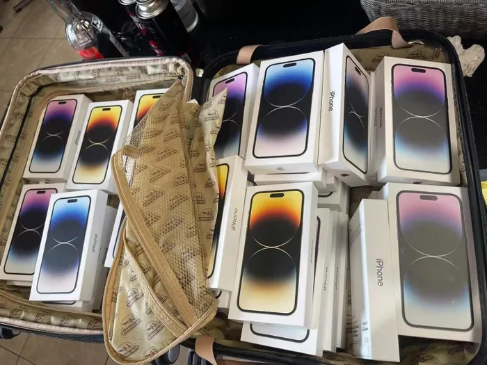 Thắt chặt kiểm soát nhập lậu iPhone 14 qua đường hàng không