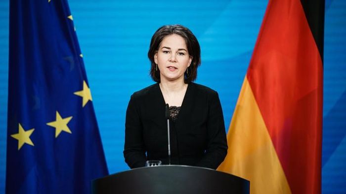 Viện trợ Ukraine: Mỹ sắp công bố thông tin mới, Đức dứt khoát không bàn việc cấp máy bay chiến đấu