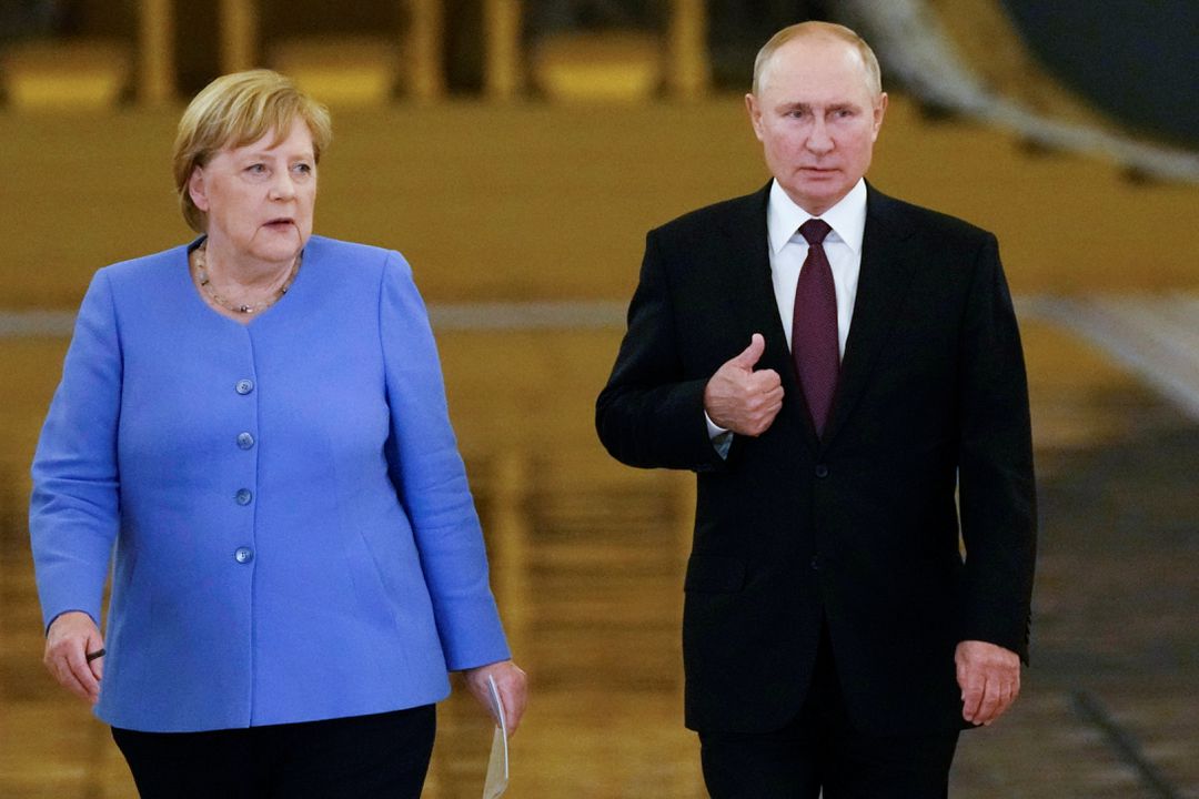 Thủ tướng Đức nói về việc bà Merkel ''thân thiện'' với Nga