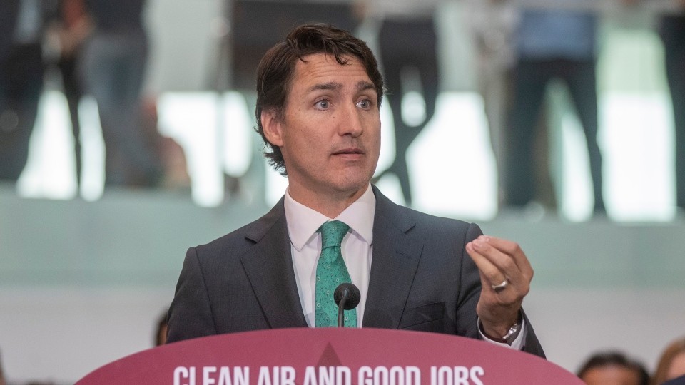 Tự lách trừng phạt để trả tuabin khí cho Nga, Thủ tướng Canada ''trăn trở''