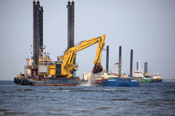 Ukraine cầu cứu, Đức vẫn cam kết với dự án Nord Stream-2