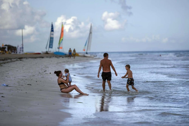 Nhà Trắng nới lỏng hạn chế với Cuba
