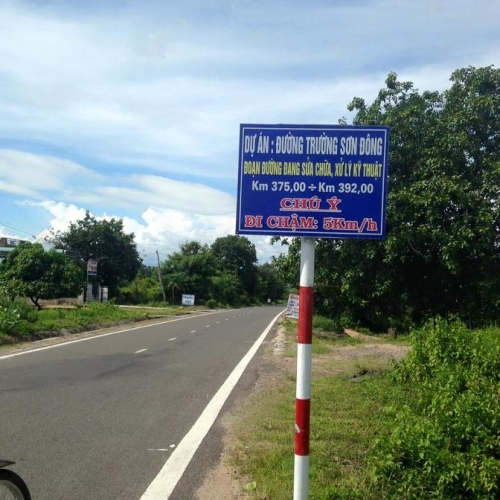 Đi trên con đường hơn 10.000 tỷ, trông mà thấy buồn!