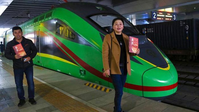 Chuyến tàu dài nhất thế giới xuyên 13 quốc gia trong 21 ngày, có qua Việt Nam