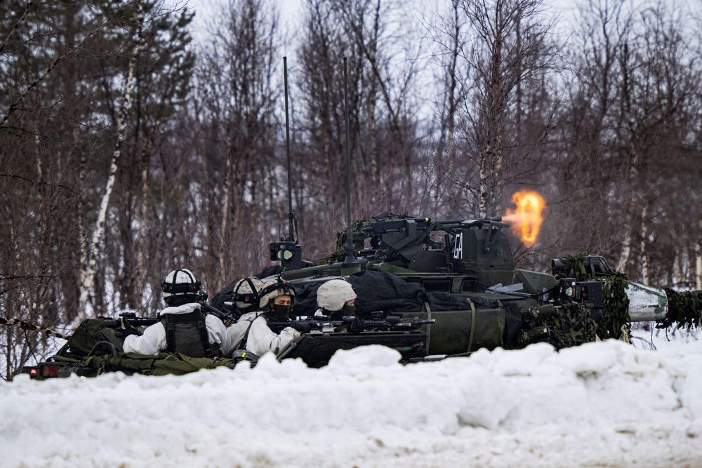 NATO tập trận quân sự lớn dọc biên giới Nga