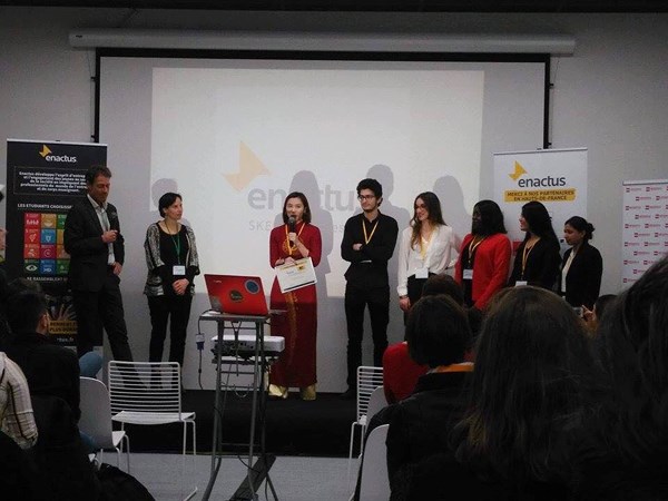 Cô gái xa xứ với dự án xử lý rác thải ở Việt Nam