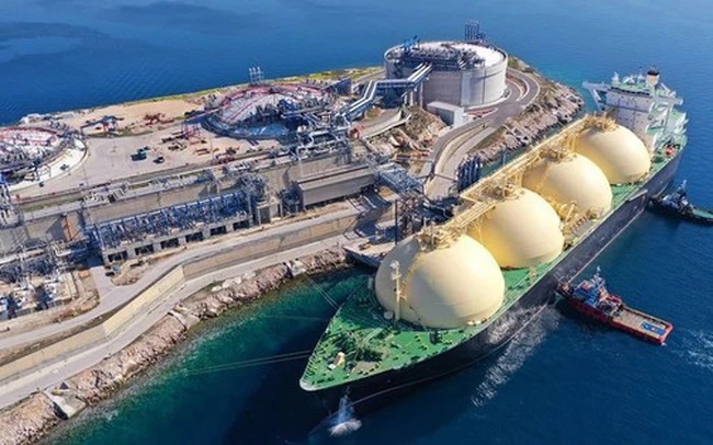Từ chối dầu Nga: EU mất luôn 1.000 tỷ USD, một quốc gia hưởng lợi sẵn sàng giành vị trí ''ông lớn'' năng lượng toàn cầu