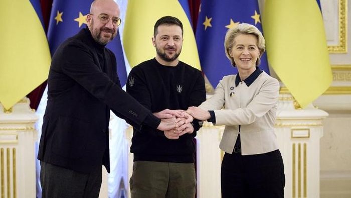 Thượng đỉnh EU-Ukraine: EU không sớm kết nạp Ukraine, hứa tăng viện trợ cho Kiev