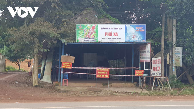 Chủ quán cơm ở Bình Phước bị xử phạt vì cho F0 ăn tại chỗ