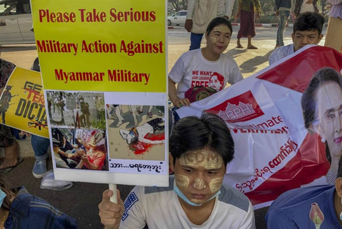 Facebook cấm tất cả tài khoản và quảng cáo liên quan quân đội Myanmar