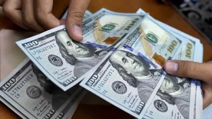 Thấy gì từ việc FED tăng lãi suất?