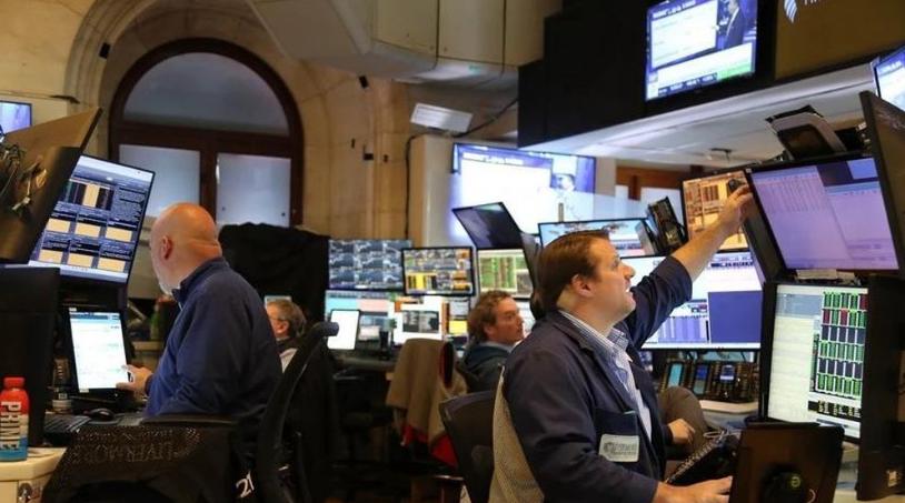 Phố Wall bật mạnh: Nhà đầu tư đặt cược Fed sẽ cắt giảm lãi suất trong tháng 9