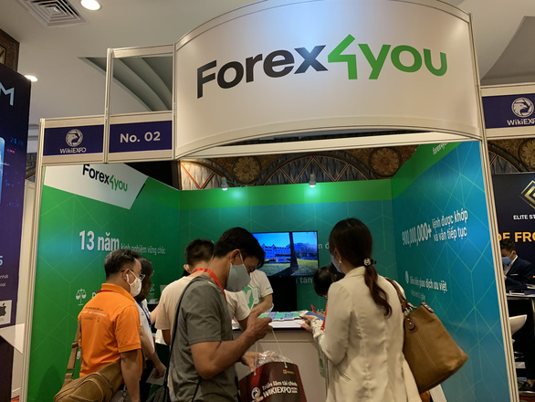 Tưởng ngon ăn, rủ người thân chơi forex rồi 'sập bẫy'