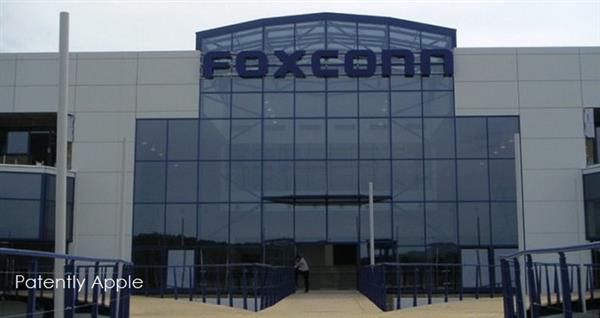 Trung Quốc: Để được tốt nghiệp, 3.000 học sinh bị ép làm việc tại nhà máy sản xuất iPhone X