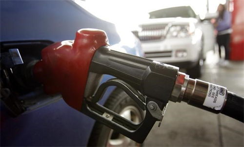 Giá dầu tiếp tục trượt giá trước thềm cuộc họp của OPEC
