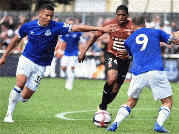 ASIAD 'trắng sóng' tại Việt Nam, Facebook 'thâu tóm' bản quyền Ngoại hạng Anh