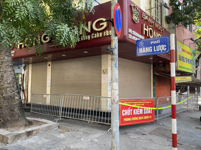 Hà Nội có thể hạn chế hoặc dừng một số hoạt động dịch vụ không thiết yếu