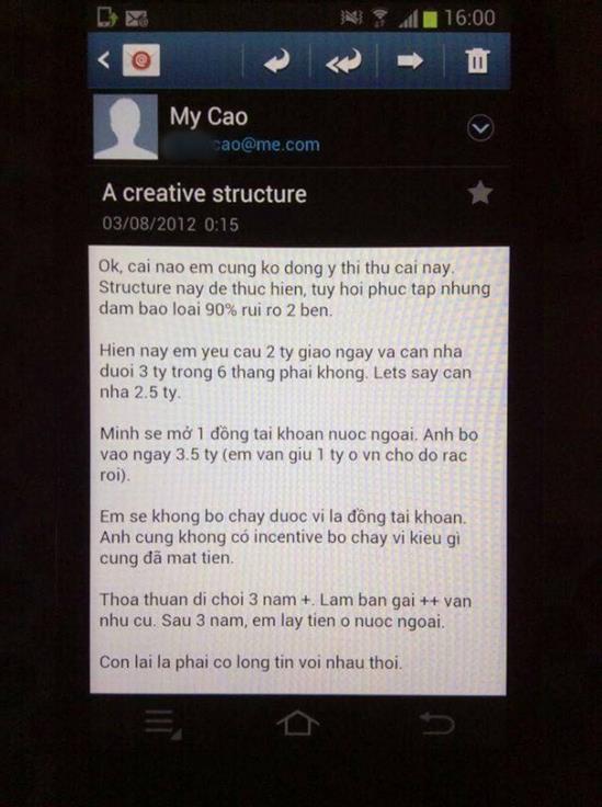 Showbiz Việt chấn động với bản hợp đồng tình ái được cho là của HH Phương Nga với bạn trai đại gia