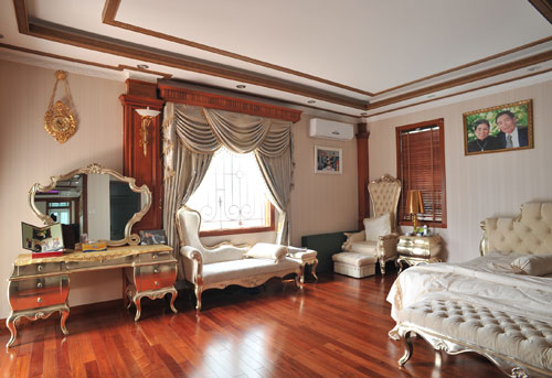 Ngắm biệt thự 100 tỷ của Trang Nhung