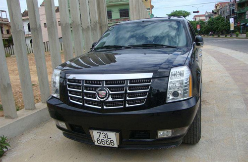 Dàn xe sang biển đẹp ở Quảng Bình