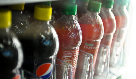 Ở Trung Quốc có thể trả tiền vé tàu điện ngầm bằng vỏ chai