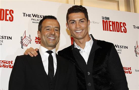 Ronaldo bị người Trung Quốc dùng tiền mua chuộc