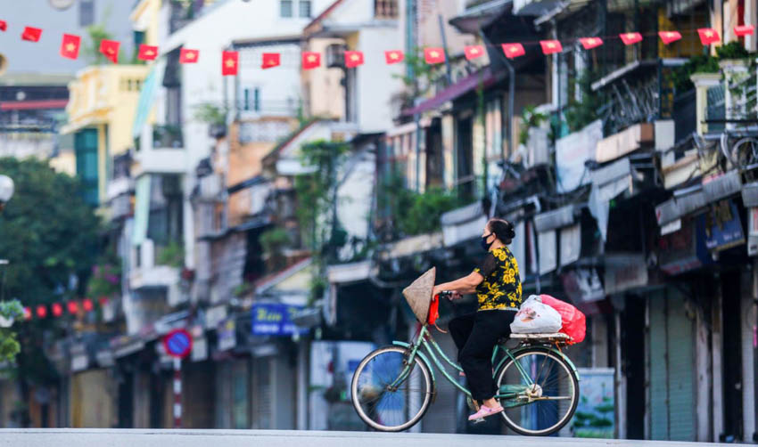 Hà Nội mở lại nhiều dịch vụ từ 6h ngày 21/9