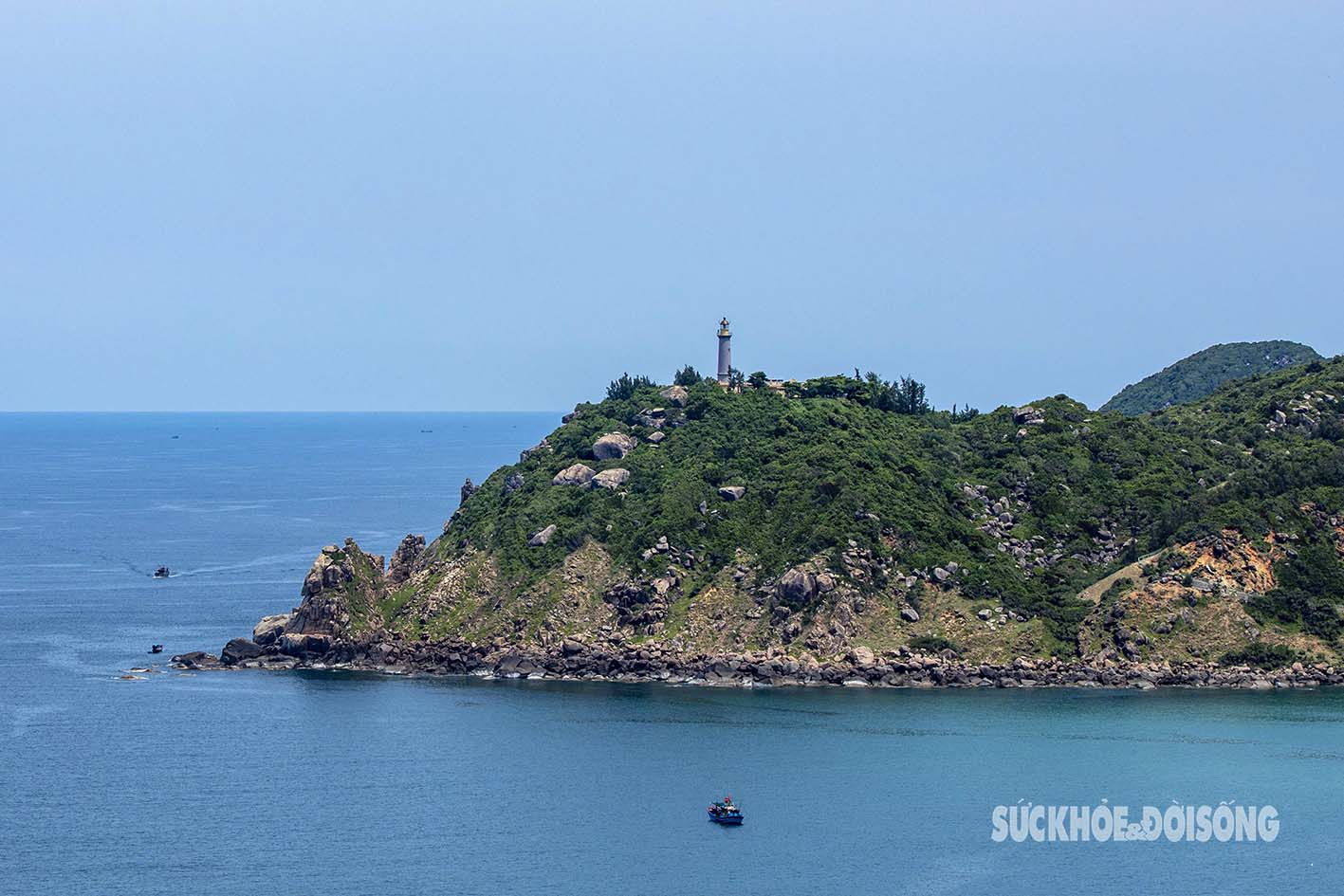View ngắm biển cực đỉnh ở nơi đón bình minh đầu tiên tại Việt Nam