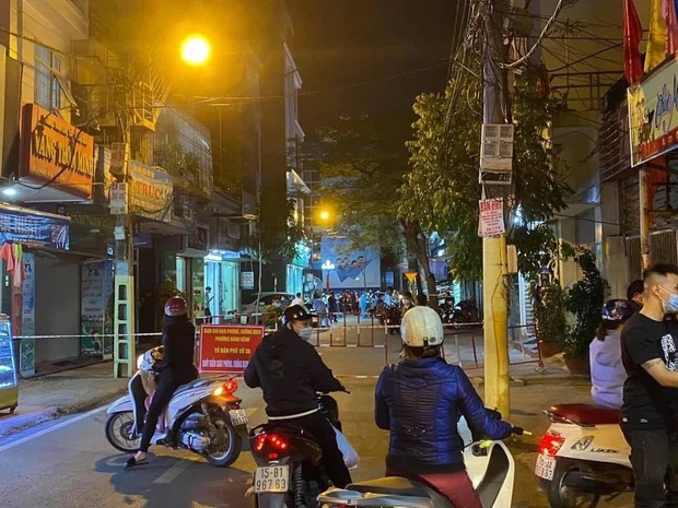 Nóng: Hải Phòng ghi nhận 2 trường hợp đi từ Nội Bài qua Úc có kết quả dương tính với SARS-CoV-2, khẩn trương truy vết