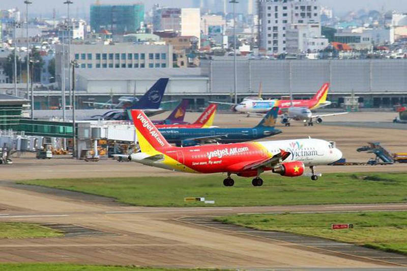 Đầu năm liên tiếp mở lại các đường bay quốc tế, tin vui cho kiều bào về nước
