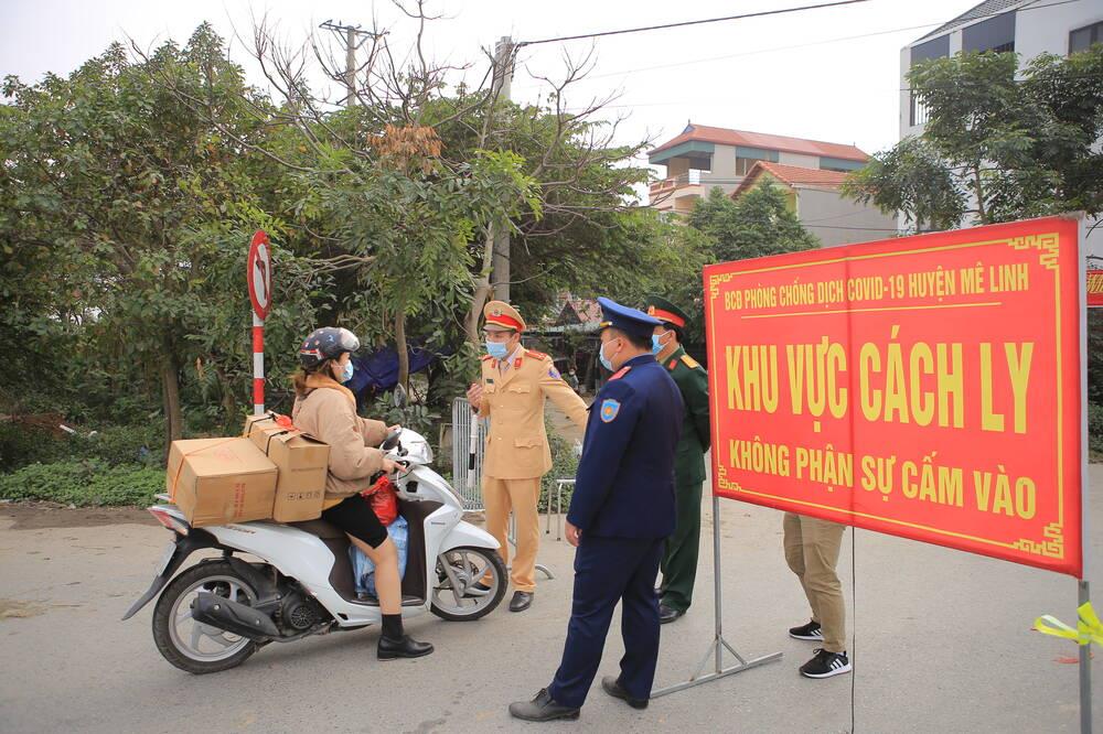 NÓNG: Một học sinh Hà Nội dương tính với SARS-CoV-2
