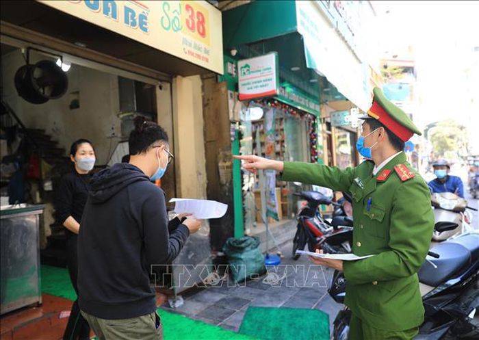Hà Nội công bố 1.400 ca F0 trong ngày 19/12, trong đó có 500 ca cộng đồng