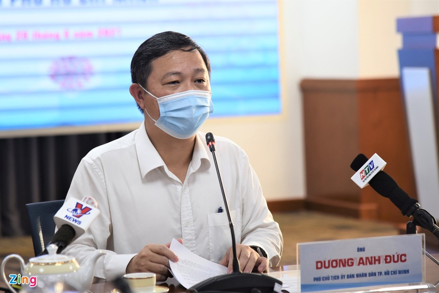 Phó chủ tịch TP.HCM nói gì về lệnh cấm nhà hàng bán mang về?