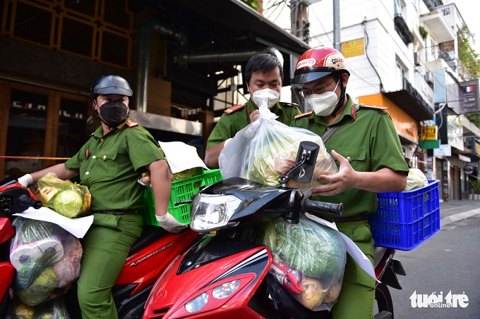 Cặp vợ chồng sống tại khu Phú Mỹ Hưng mắc Covid-19