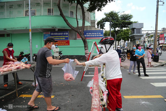 Giãn cách thêm 2 tuần giúp TP.HCM giải quyết căn cơ F0 chưa rõ nguồn lây