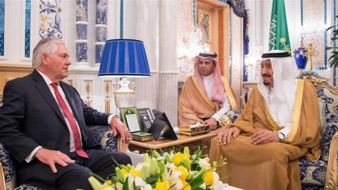 Báo Mỹ: Tạo kịch bản khủng hoảng Qatar, Trump tặng quà Putin