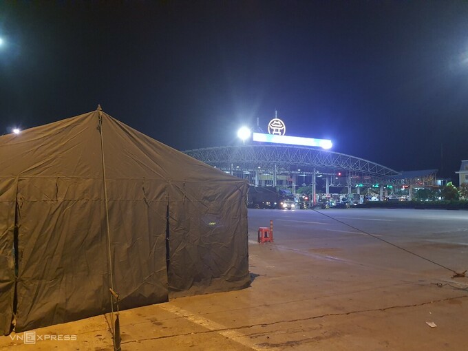 Chủ quán karaoke, bar tại Hà Nội lo phá sản