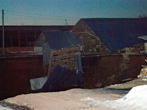 Nga: Hố tử thần 