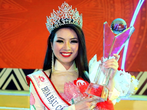 Tân Hoa hậu các Dân tộc Việt Nam dính tin đồn mua giải 1,5 tỷ đồng