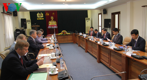 Việt Nam – Nga hợp tác đấu tranh phòng chống tội phạm