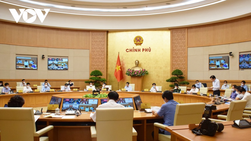 Thủ tướng: 'Cuộc chiến chống dịch Covid-19 còn trường kỳ'