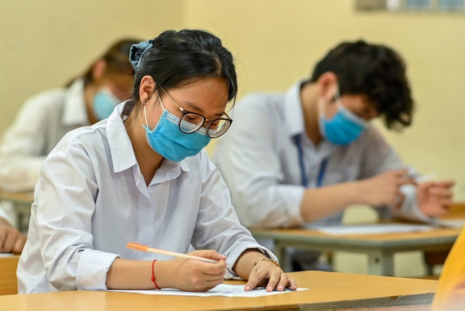 Học sinh Hải Phòng đi học trở lại từ 8/3