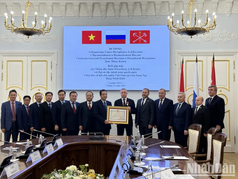 Trao tặng Huân chương Hữu nghị cho Thống đốc Saint Peterburg, Liên bang Nga