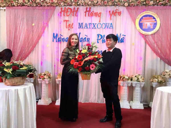 Nhà hàng Sơn Hà chúc mừng HĐH Hưng Yên nhân ngày 8/3