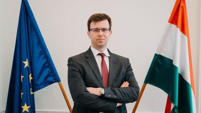 Hungary ra tối hậu thư về khí đốt Nga