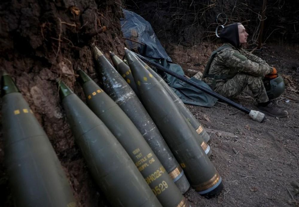 Pháp, Italy, Séc và Hungary từ chối tham gia mua vũ khí Mỹ hỗ trợ Ukraine