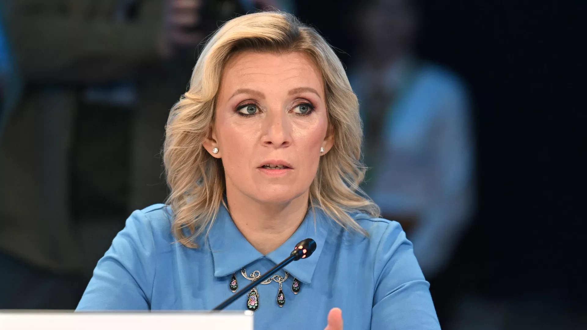 Bà Maria Zakharova: Mỹ dưới lá cờ NATO đang lôi kéo các nước EU đụng độ trực tiếp với Nga