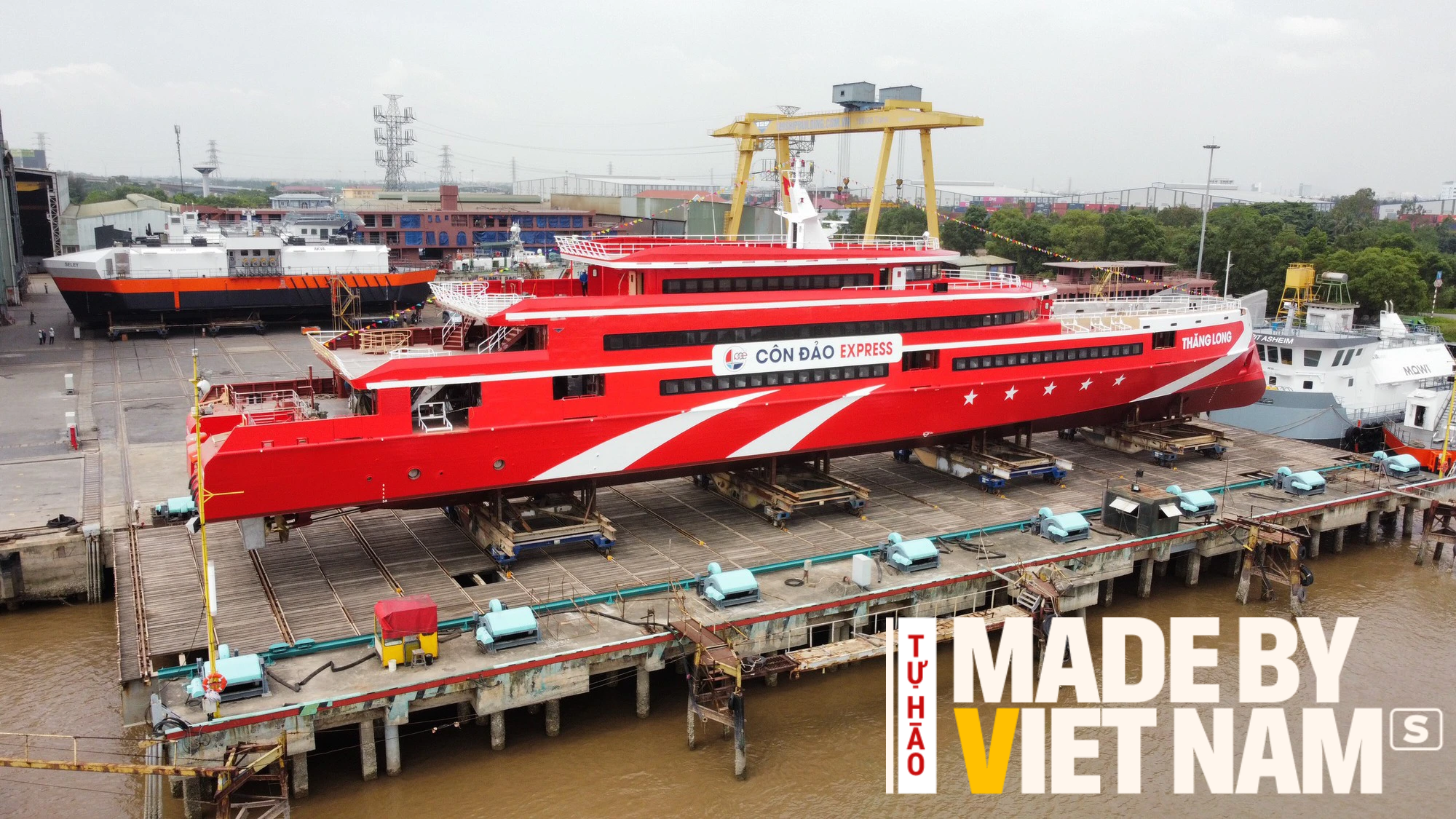 Nhà máy Việt Nam đóng siêu tàu được báo Nga gọi là ''tuyệt tác kỹ thuật'': Xuất xứ nhiều chiến hạm hàng đầu khu vực