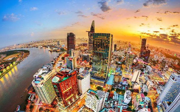 Kinh tế trưởng World Bank Việt Nam: Cơn bão đang phủ lên nền kinh tế toàn cầu, nhưng Việt Nam thì đang có mặt trời chiếu sáng!