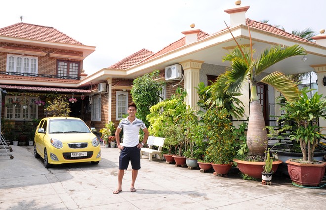 Cuộc sống trong mơ của 3 cầu thủ bị tình nghi cá độ